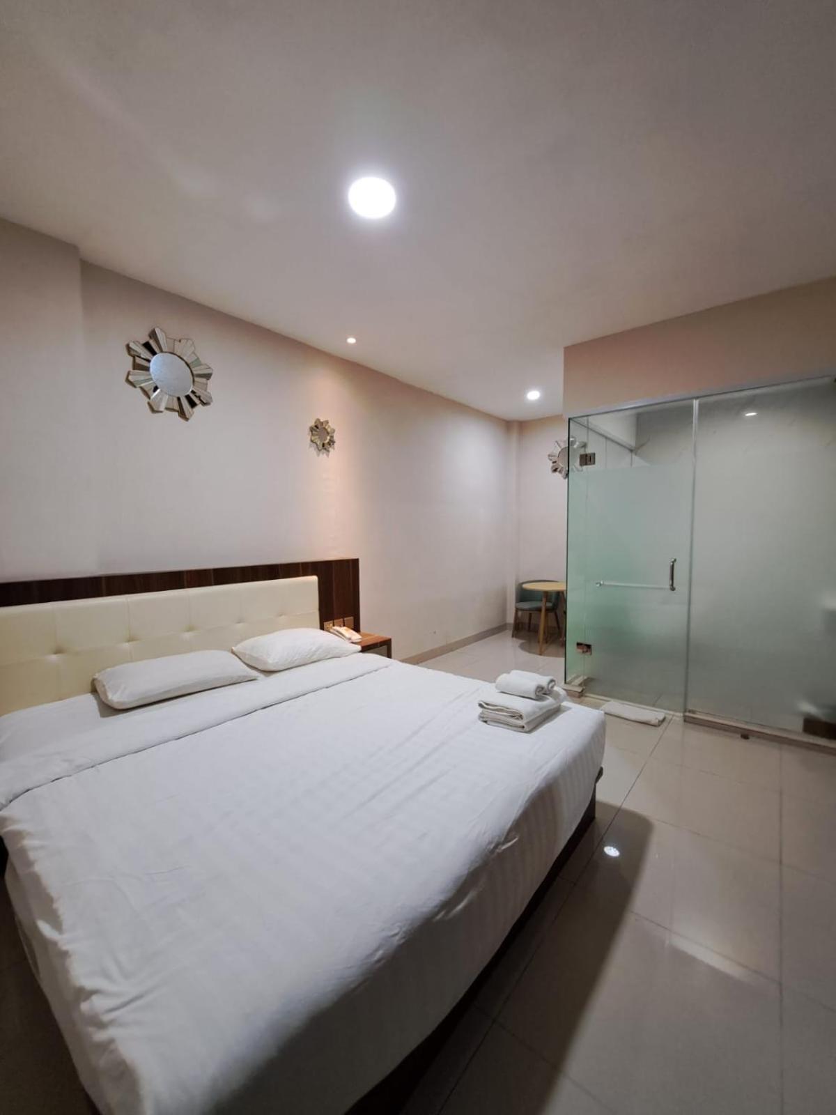 Hotel Morena Batam Exterior foto